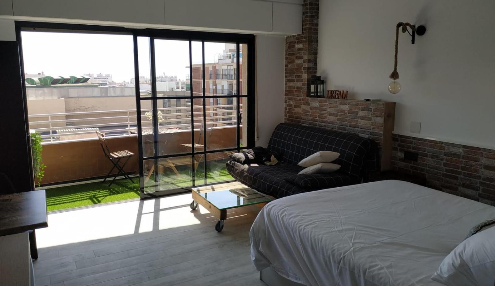 Estudiotel 95 Centro Alicante Exteriör bild