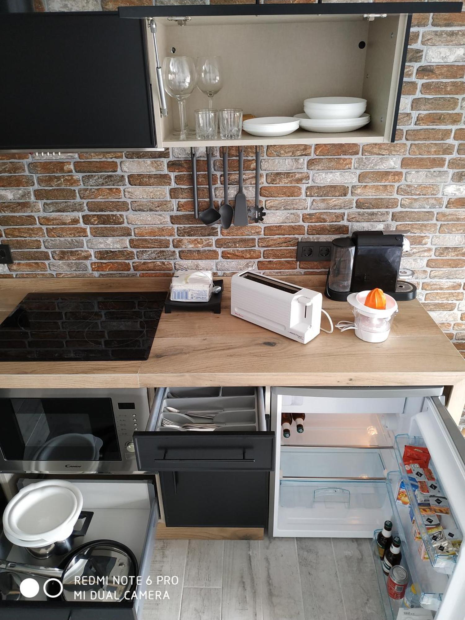 Estudiotel 95 Centro Alicante Exteriör bild
