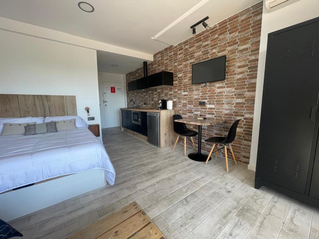 Estudiotel 95 Centro Alicante Exteriör bild